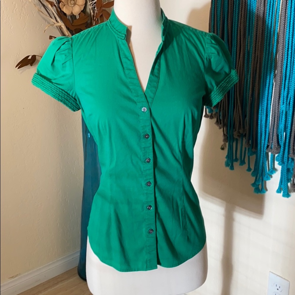 Express button down